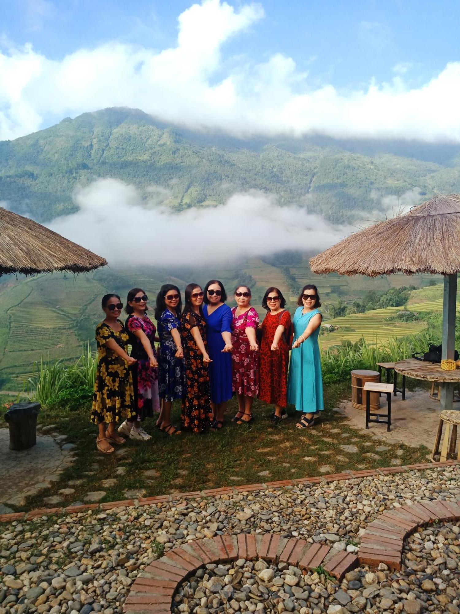 Mu Cang Chai Big View Homestay, Tour & Vegetarian Exteriör bild